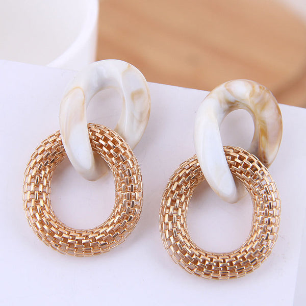 Statement Acrylic Chain Round Earrings