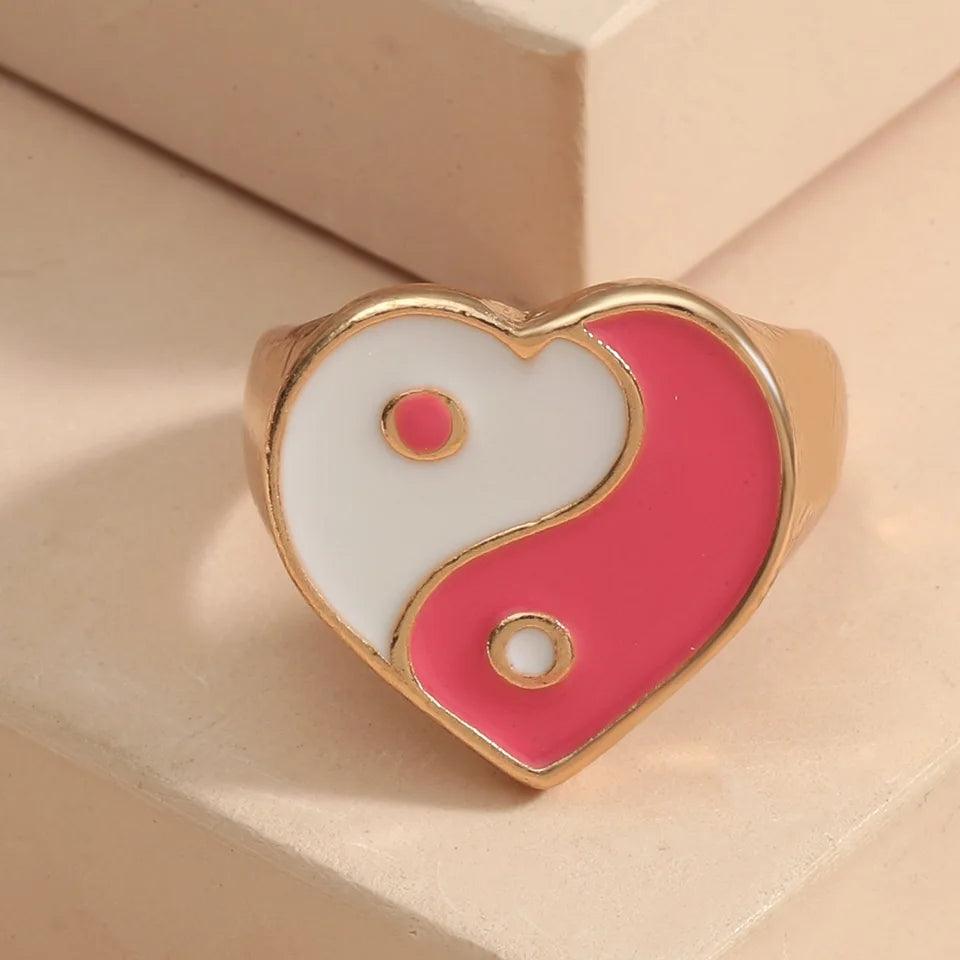 Heart Yin Yang Ring - Hesper