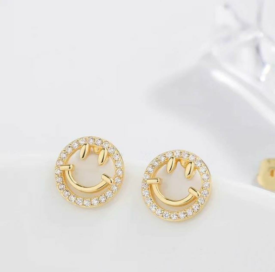 Smiley Stud Earrings - Hesper